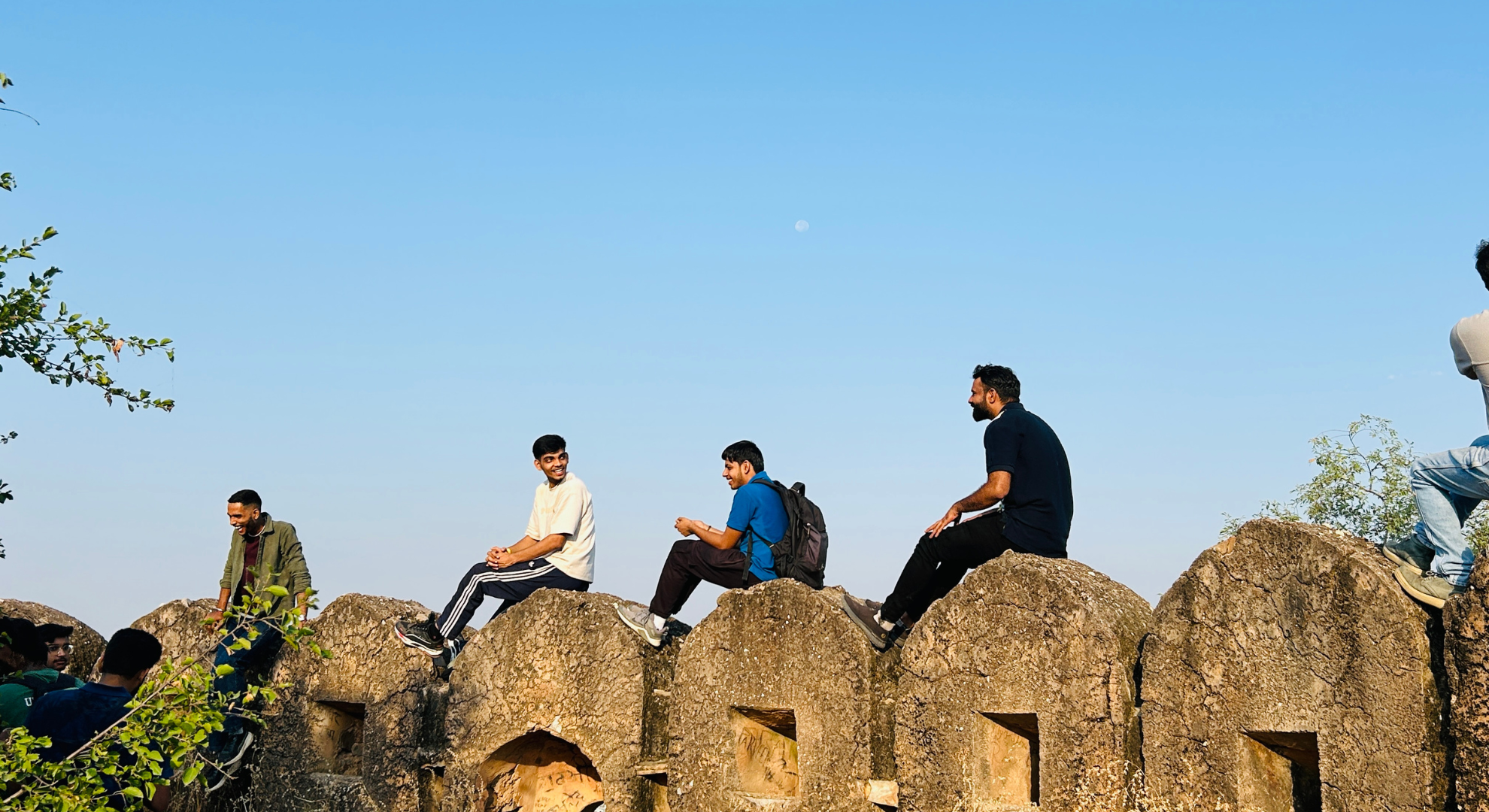 Ban ki Ghati Trek - With Jal Mahal & Amagarh Safari Views 